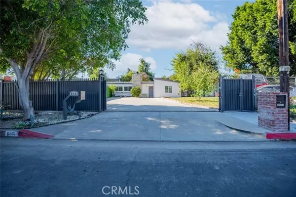 8561 Orion Avenue, North Hills (los Angeles), CA 91343