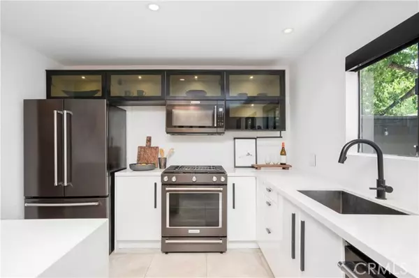 Costa Mesa, CA 92627,1209 Las Arenas Way #5