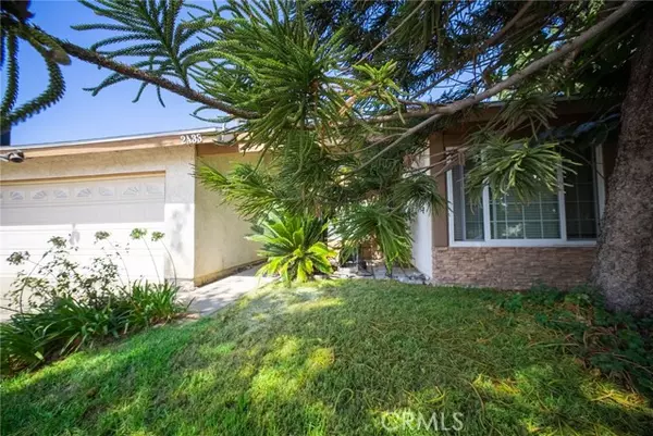 Simi Valley, CA 93063,2433 Medina Avenue