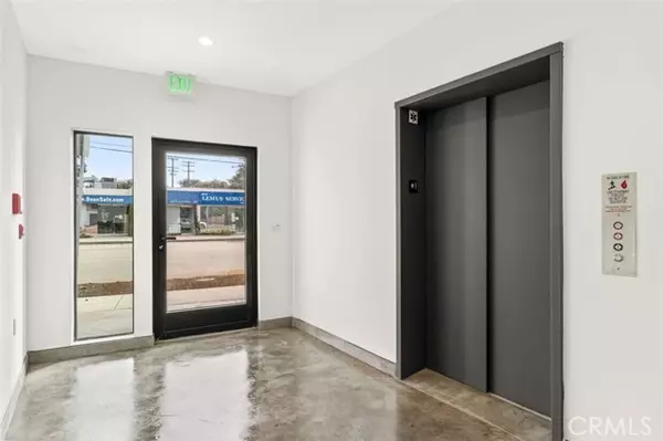 Los Angeles, CA 90066,4013 Sawtelle Boulevard