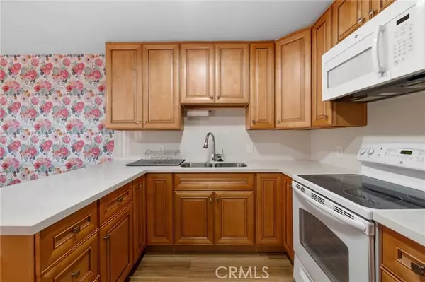 Van Nuys (los Angeles), CA 91405,15015 Sherman Way #314