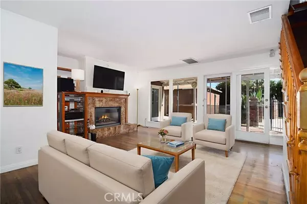 Los Angeles, CA 91406,7514 Paso Robles Avenue