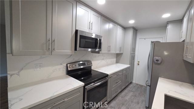 5400 Lindley Avenue #105, Encino (los Angeles), CA 91316