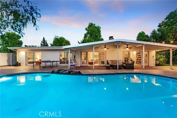 Woodland Hills (los Angeles), CA 91367,23531 Ladrillo Street