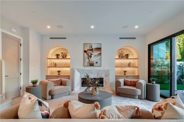 Sherman Oaks, CA 91403,4634 Vesper Avenue