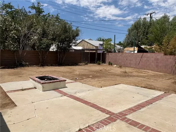 Palmdale, CA 93550,38323 Rita Street
