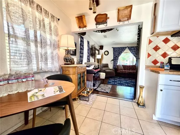 Van Nuys (los Angeles), CA 91401,14334 Tiara Street