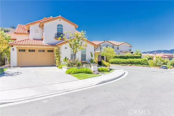 Calabasas, CA 91302,4684 Luna Court