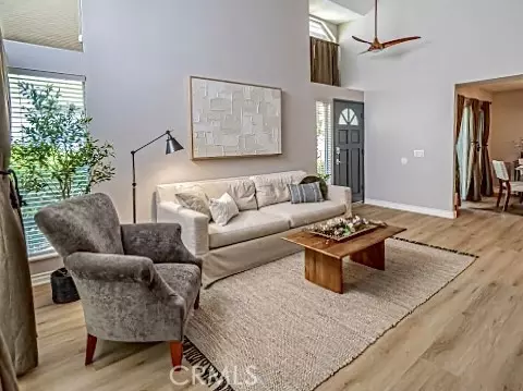 Valencia (santa Clarita), CA 91355,23957 Arroyo Park Drive #142