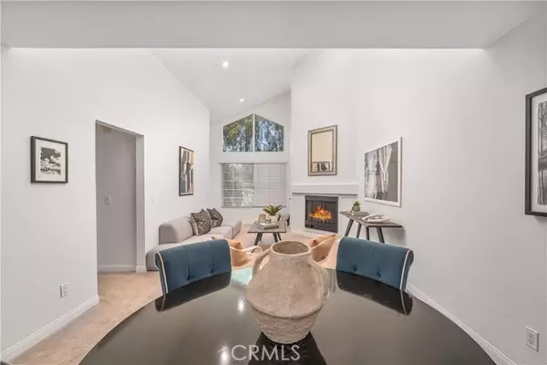 Woodland Hills (los Angeles), CA 91367,5515 Canoga Avenue #317