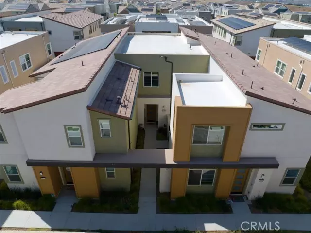 Valencia (santa Clarita), CA 91381,26920 Winding Trail Court