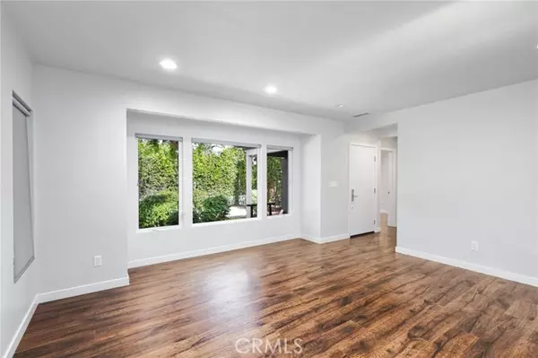 Woodland Hills (los Angeles), CA 91367,23018 Leonora Drive