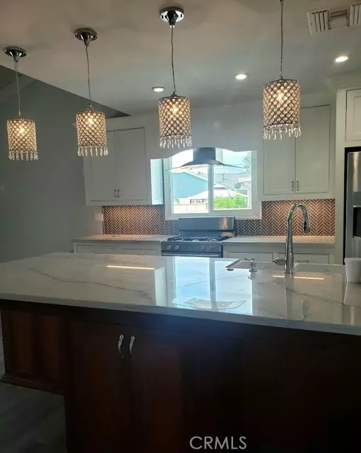 Chatsworth (los Angeles), CA 91311,10434 Hillview Avenue