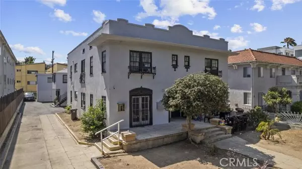 Los Angeles, CA 90004,525 N Kenmore Avenue