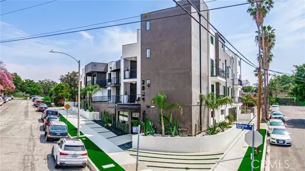 Los Angeles, CA 90026,2828 London Street #302