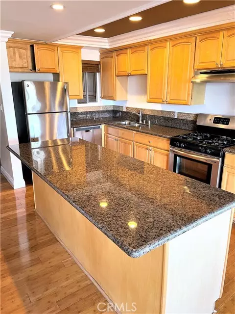 Laguna Beach, CA 92651,100 Cliff Drive #5