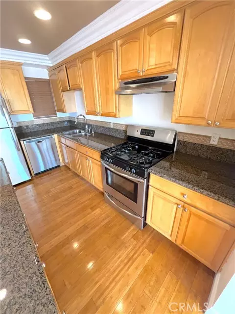 Laguna Beach, CA 92651,100 Cliff Drive #5