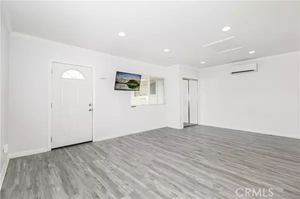 Granada Hills (los Angeles), CA 91344,16663 Horace Street