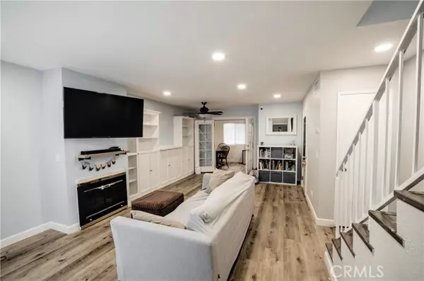 9140 Burnet Avenue #3, North Hills (los Angeles), CA 91343