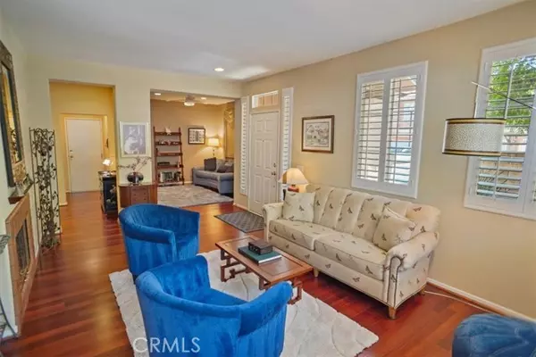 Valencia (santa Clarita), CA 91354,27955 Trillium Lane