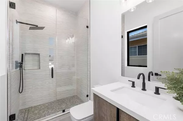Sherman Oaks, CA 91403,14602 Morrison Street