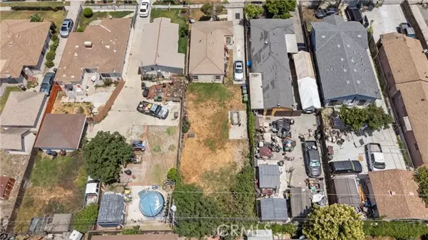 Compton, CA 90222,908 W 132nd Street