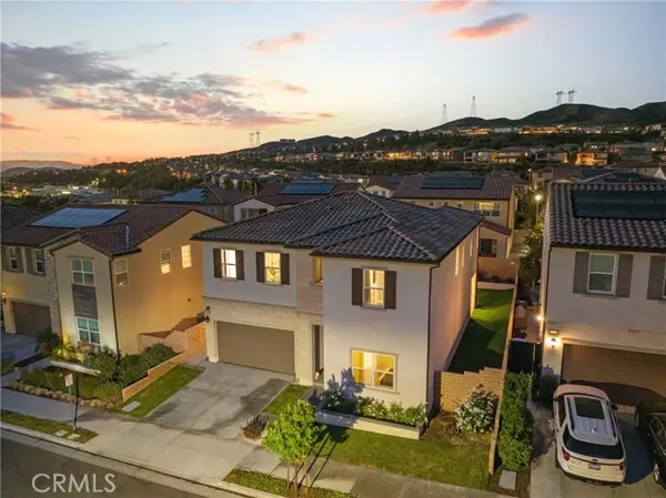 Canyon Country (santa Clarita), CA 91351,19133 Malabar Street
