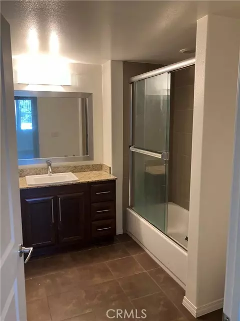 Valley Village, CA 91607,11925 KLING Street #101