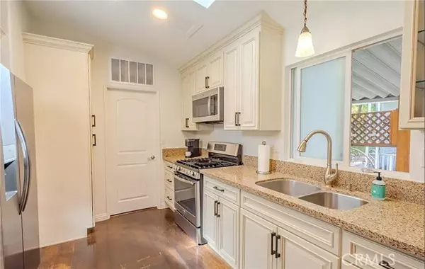 Woodland Hills (los Angeles), CA 91364,4201 Topanga Canyon Blvd #136