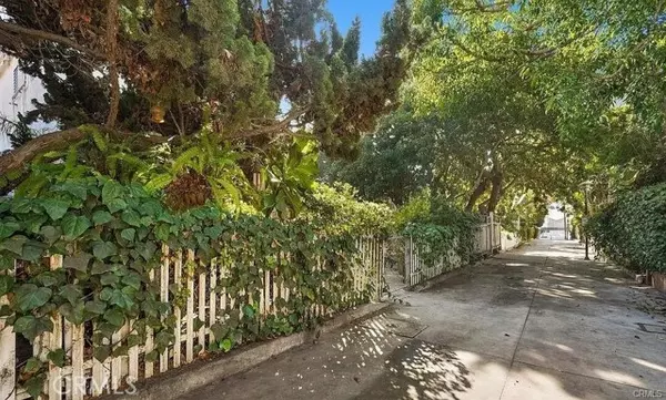 Venice (los Angeles), CA 90291,34 Ozone Ave #2
