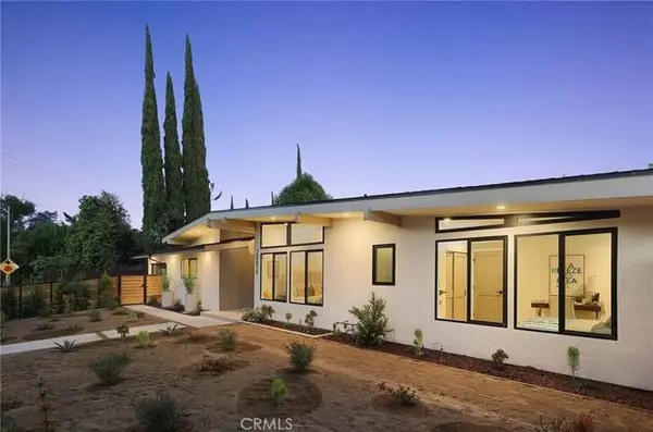 Woodland Hills (los Angeles), CA 91367,23616 Mariano Street