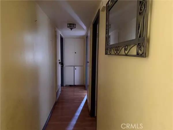 Northridge (los Angeles), CA 91324,18711 Knapp Street