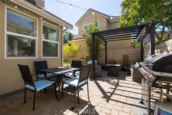 Valencia (santa Clarita), CA 91355,26967 Cape Cod Drive