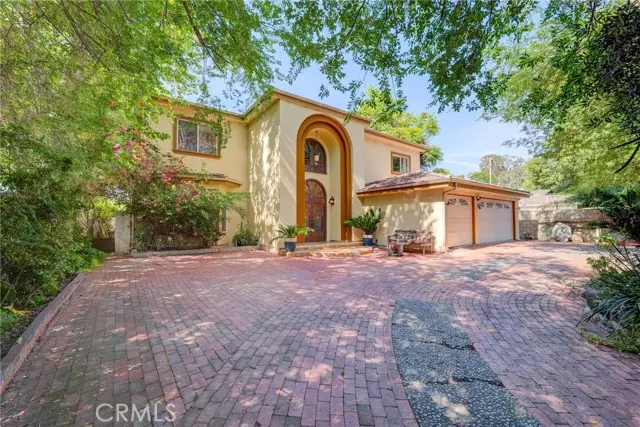 Woodland Hills (los Angeles), CA 91367,22349 Dolorosa Street
