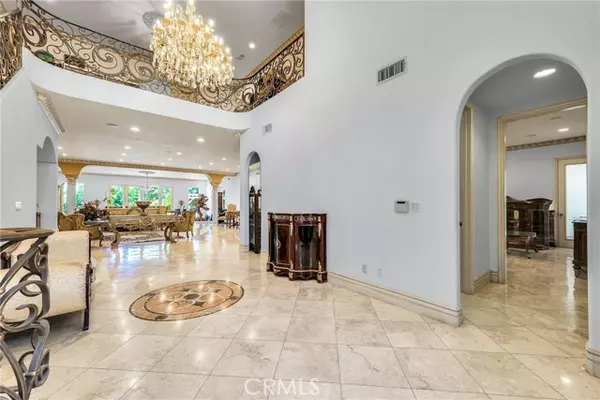 Woodland Hills (los Angeles), CA 91367,22349 Dolorosa Street
