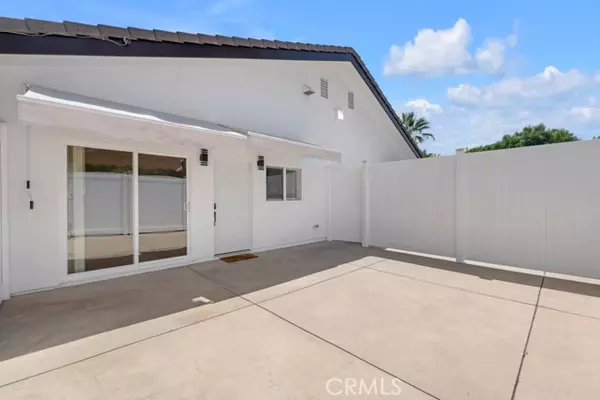 Porter Ranch (los Angeles), CA 91326,19104 Blackhawk Street