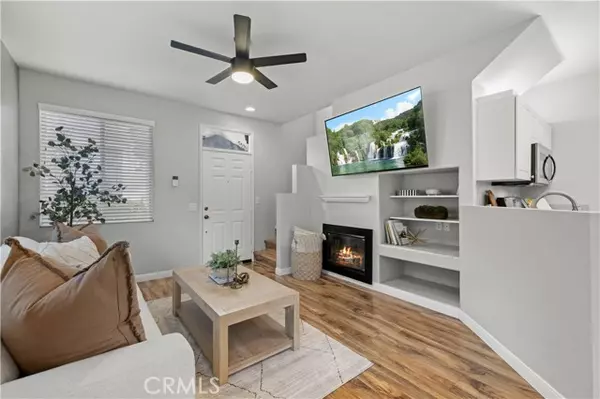 Valencia (santa Clarita), CA 91354,26955 Hillsborough #60