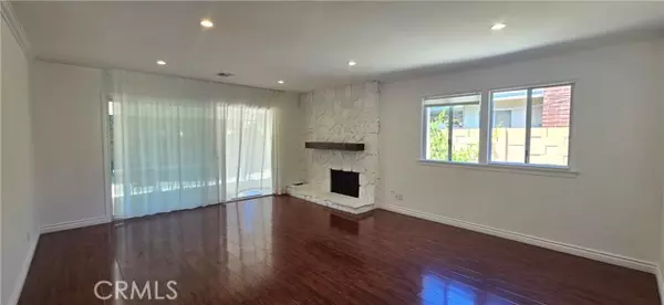 Granada Hills (los Angeles), CA 91344,10937 Collett Avenue