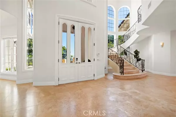 Beverly Hills, CA 90210,13320 Mulholland Drive