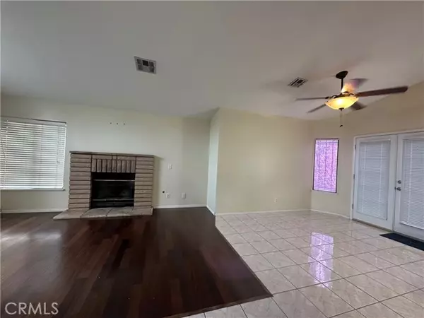 Palmdale, CA 93550,37058 E Waterman Avenue