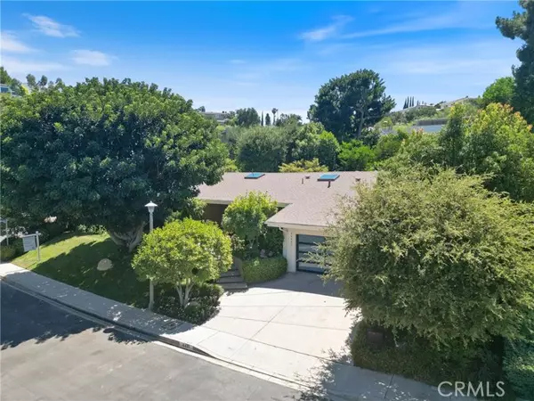 Encino (los Angeles), CA 91436,16430 Dorado Drive