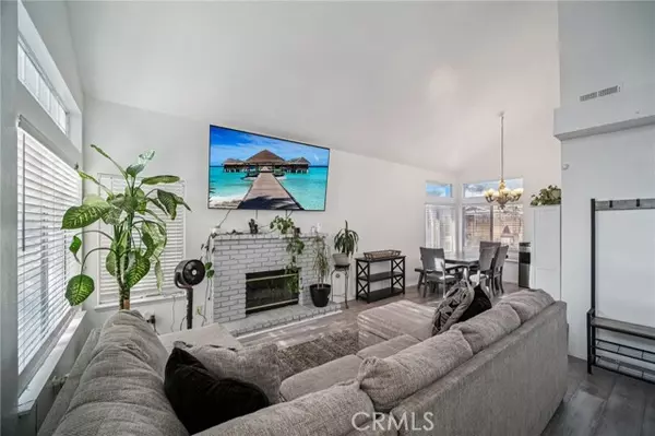 43534 11th Street East, Lancaster, CA 93535