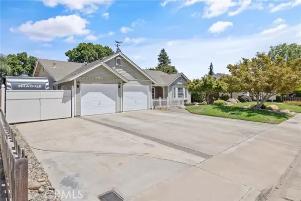 3408 W Orchard Avenue, Visalia, CA 93277