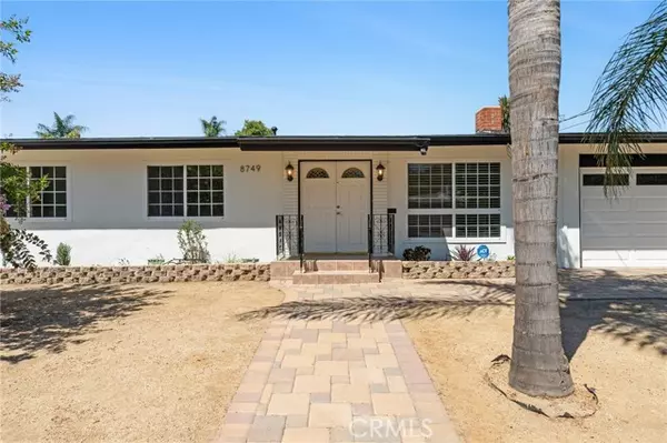 North Hills (los Angeles), CA 91343,8749 Norwich Avenue