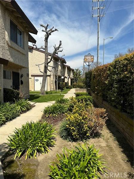 13701 Hubbard Street #7, Sylmar (los Angeles), CA 91342