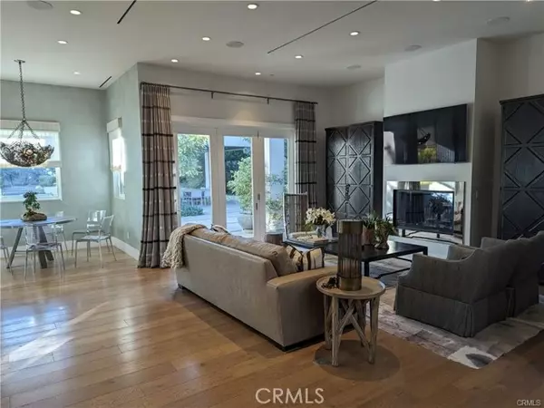 Encino (los Angeles), CA 91316,17950 Rancho Street