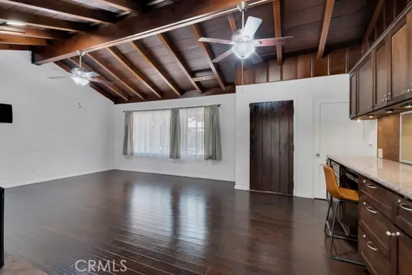 Sunland (los Angeles), CA 91040,10124 Oro Vista Avenue