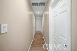 North Hollywood (los Angeles), CA 91605,7736 Bellaire Avenue