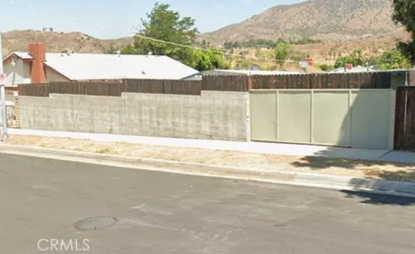 Sunland (los Angeles), CA 91040,8110 Brownstone Street