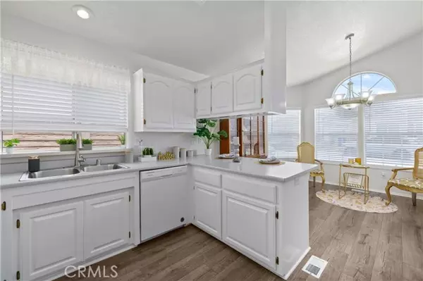 Canyon Country (santa Clarita), CA 91351,27823 Sunrise Ln